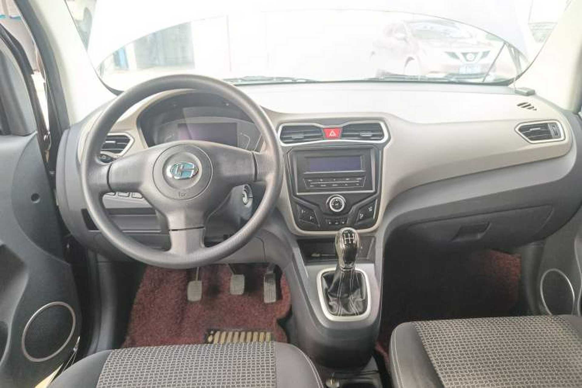 Used BAIC Changhe Wagon R 2018 1.4L Manual Value Edition Center Console