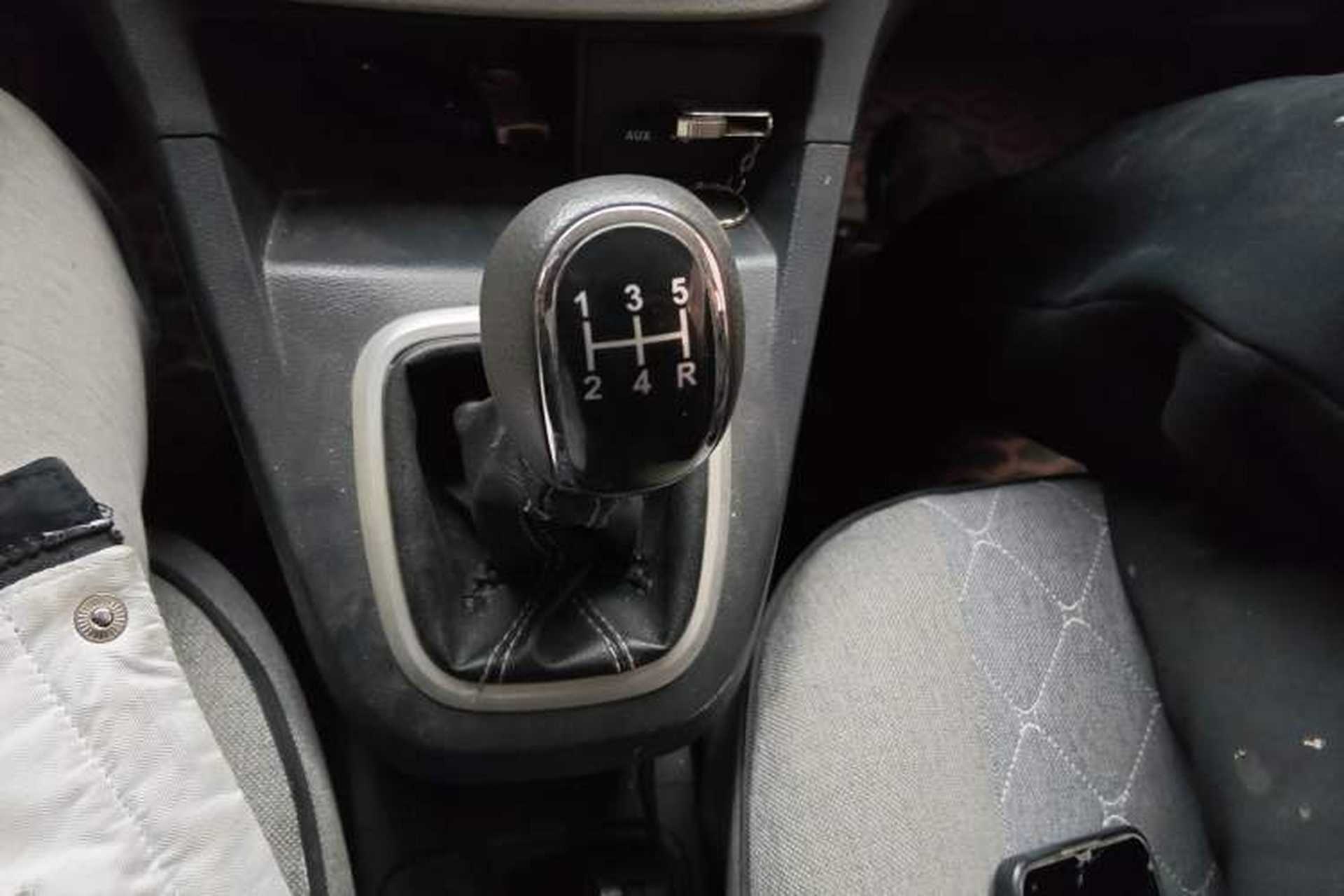 Used BAIC Changhe Wagon R 2018 1.4L Manual Comfort Version Gear Lever