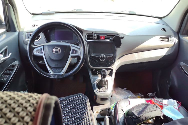 Used BAIC Changhe Wagon R 2018 1.4L Manual Comfort Version Center Console