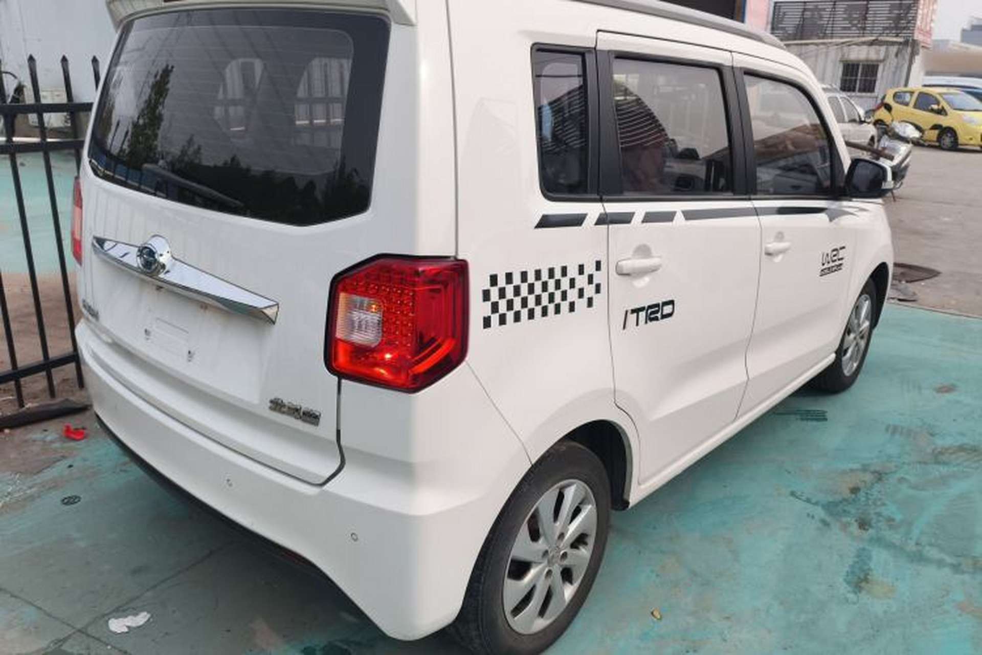 Used BAIC Changhe Wagon R 2018 1.4L Manual Comfort Version Exterior 5