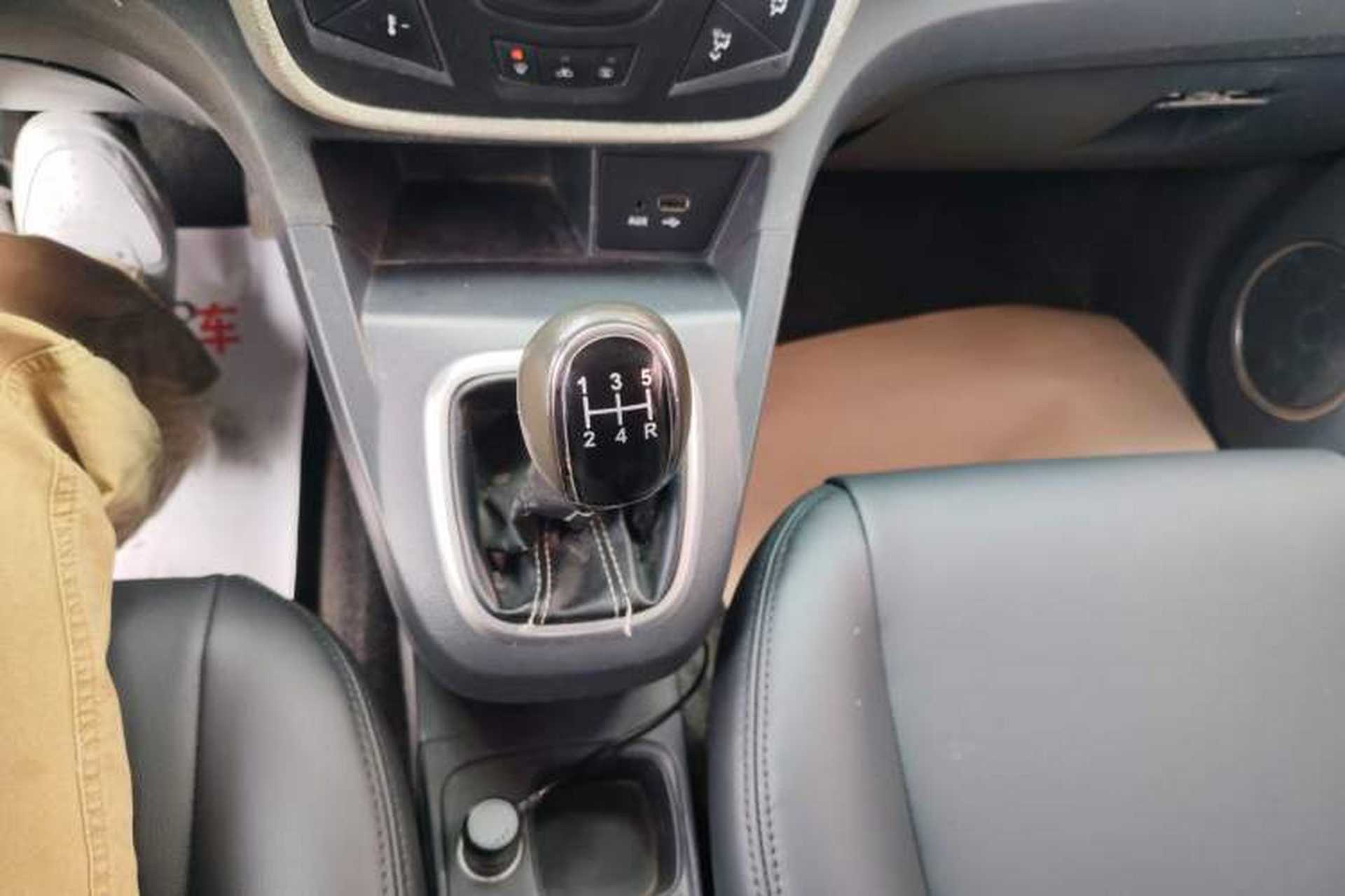 Used BAIC Changhe Wagon R 2018 1.4L Manual Luxury Edition Gear Lever