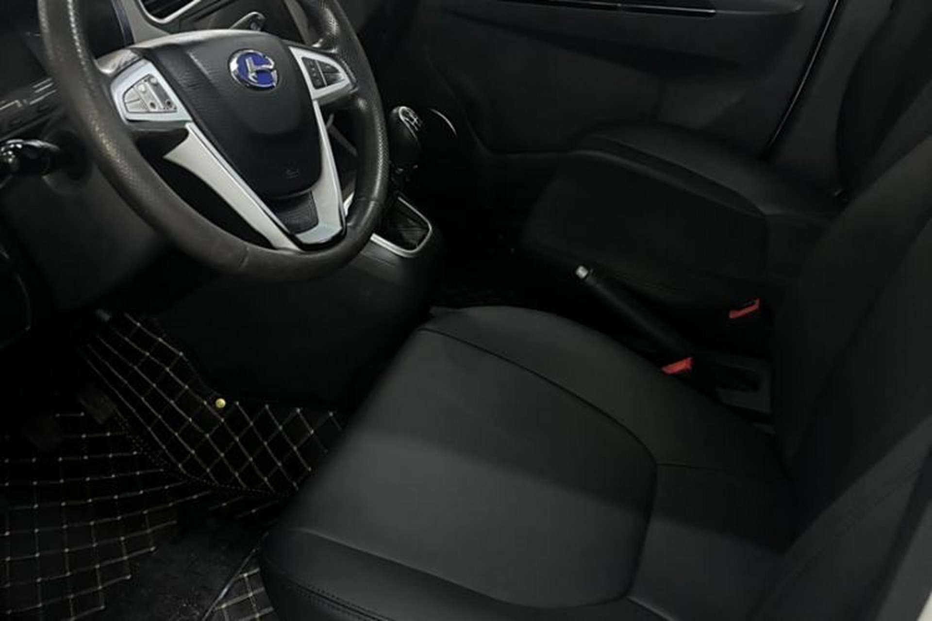 Used BAIC Changhe Wagon R 2018 1.4L Manual Luxury Edition Interior 2