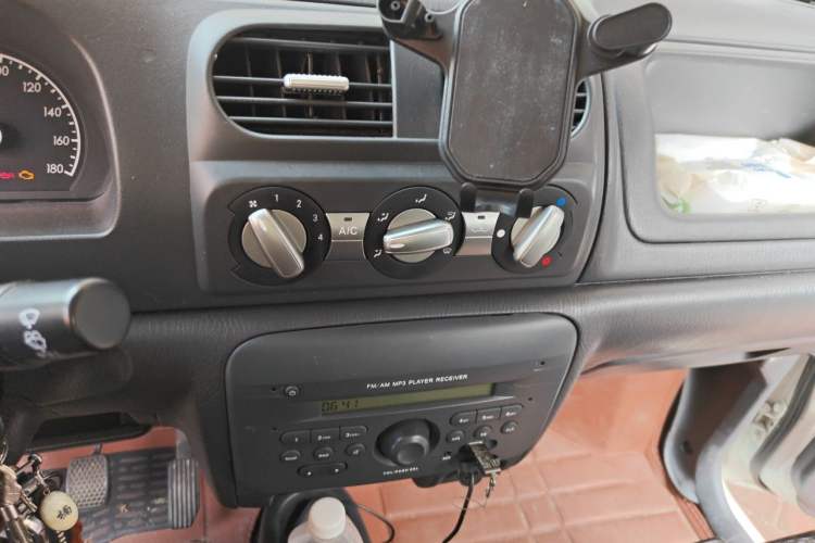 Used BAIC Changhe Wagon R 2020 1.4L Super Value Edition Audio And AC Panel