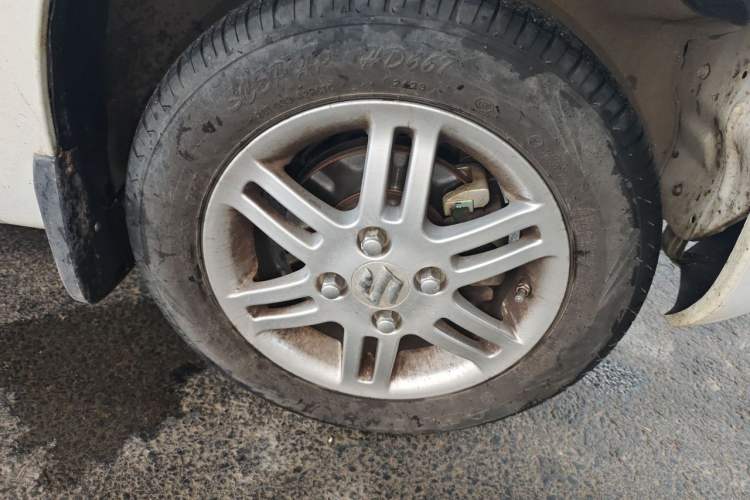 Used BAIC Changhe Wagon R 2020 1.4L Super Value Edition Right Front Wheel Hub