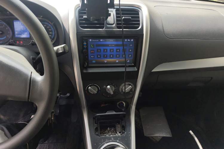 Used BAIC Changhe Wagon R 2023 1.4L Standard Edition Audio And AC Panel