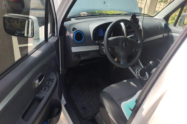 Used BAIC Changhe Wagon R 2023 1.4L Standard Edition Driver Seat