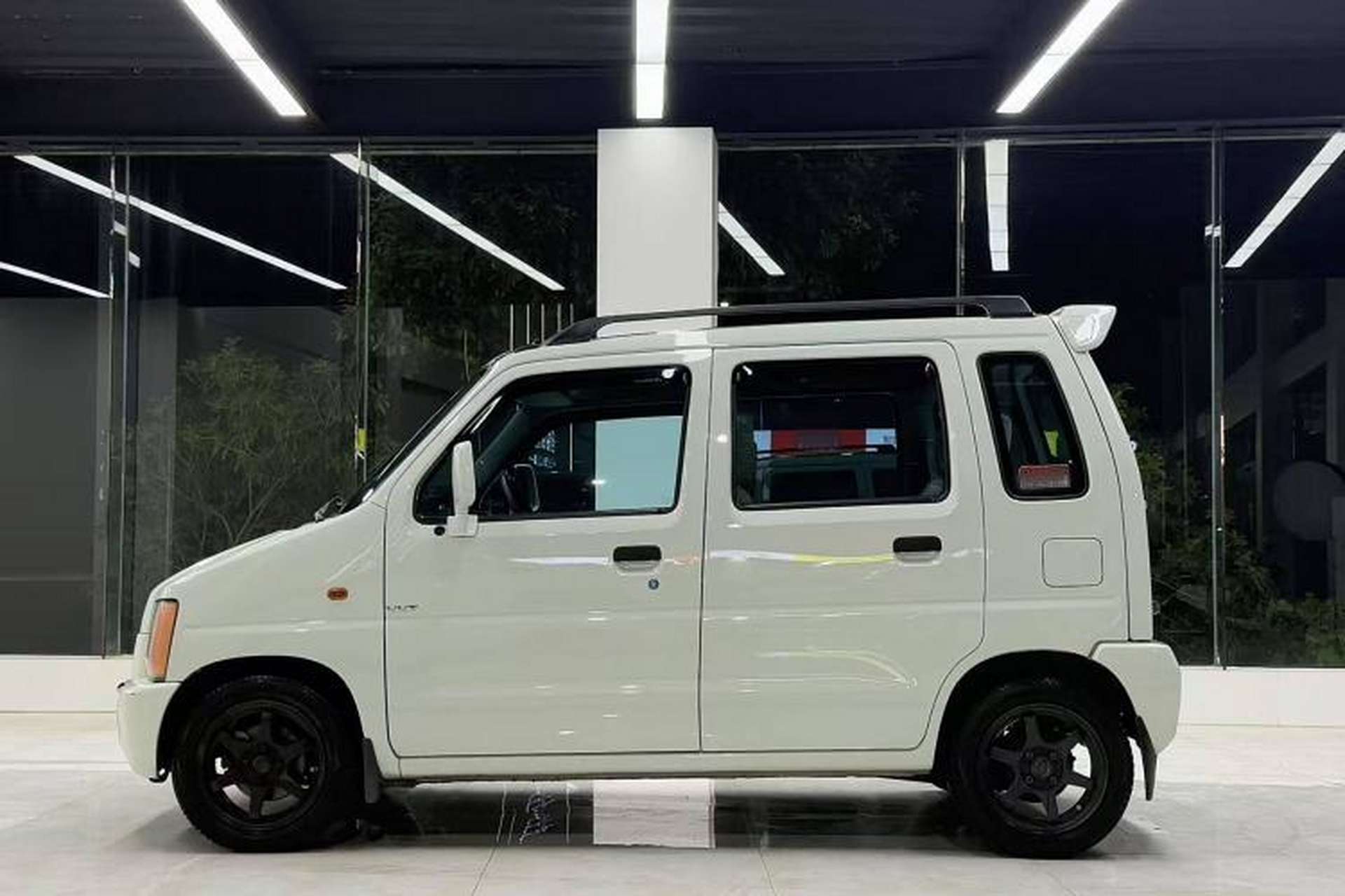 Used BAIC Changhe Wagon R 2023 1.4L Standard Edition Exterior 2