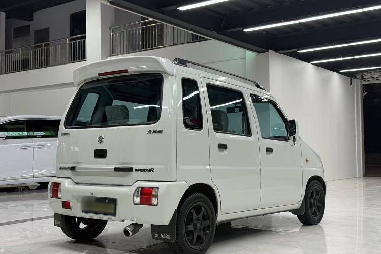 Used BAIC Changhe Wagon R 2023 1.4L Standard Edition Exterior 5