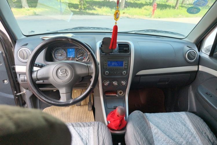 Used BAIC Changhe Wagon R X5 2019 1.4L Elite Edition Center Console