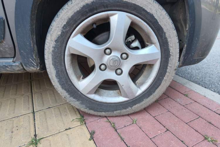 Used BAIC Changhe Wagon R X5 2019 1.4L Elite Edition Right Front Wheel Hub