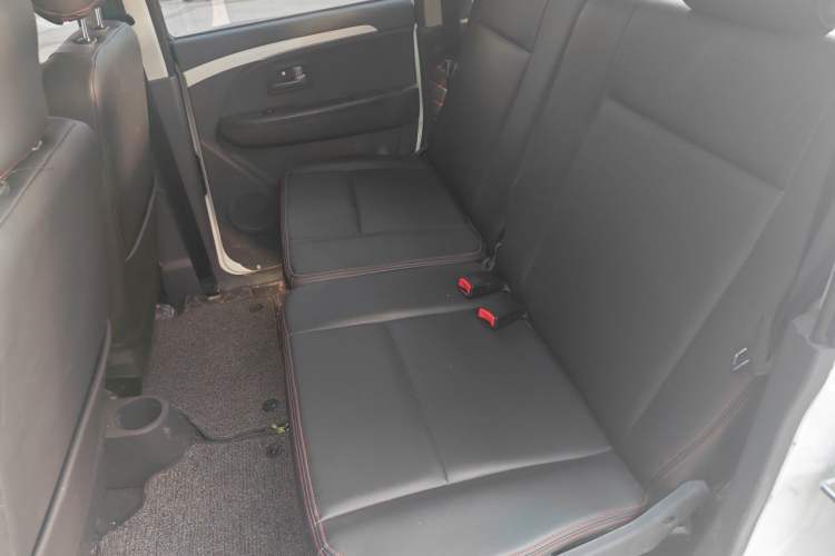 Used BAIC Changhe Wagon R X5 2019 Revised Version 1.4L Elite Edition Left Rear Seat