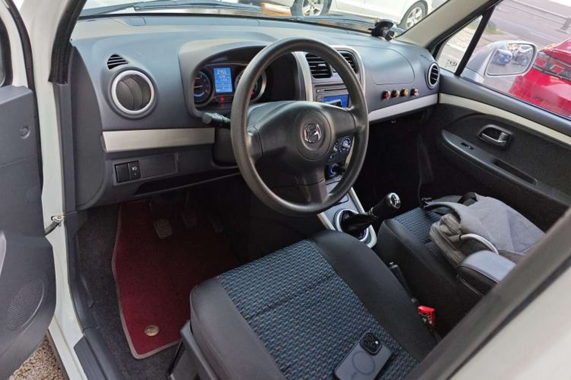Used BAIC Changhe Wagon R X5 2019 1.4L Elite Edition Center Console