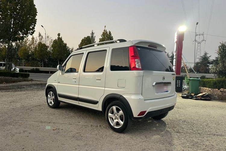 Used BAIC Changhe Wagon R X5 2019 Revised Version 1.4L Elite Edition Exterior 6