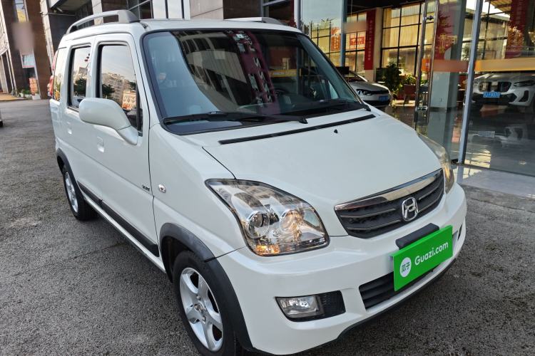 Used BAIC Changhe Wagon R X5 2019 1.4L Elite Edition Front Right 45 Deg