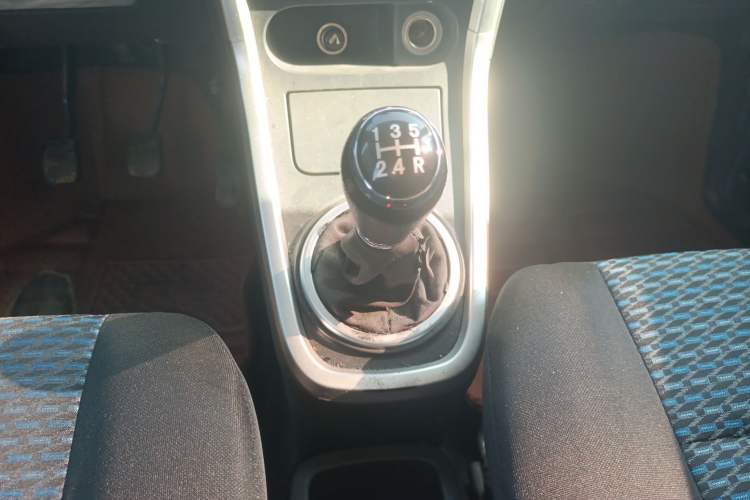Used BAIC Changhe Wagon R X5 2019 Revised Version 1.4L Elite Edition Gear Lever