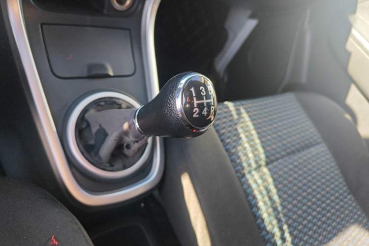 Used BAIC Changhe Wagon R X5 2019 Revised Version 1.4L Elite Edition Gear Lever
