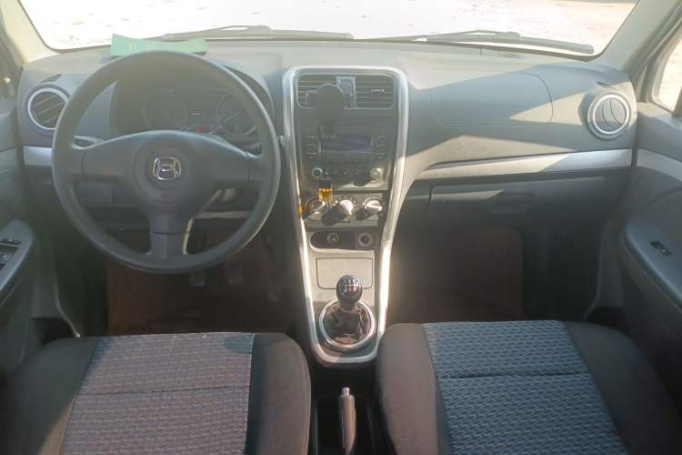 Used BAIC Changhe Wagon R X5 2019 Revised Version 1.4L Elite Edition Interior 2