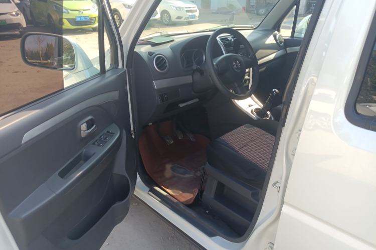 Used BAIC Changhe Wagon R X5 2019 Revised Version 1.4L Elite Edition Interior 3