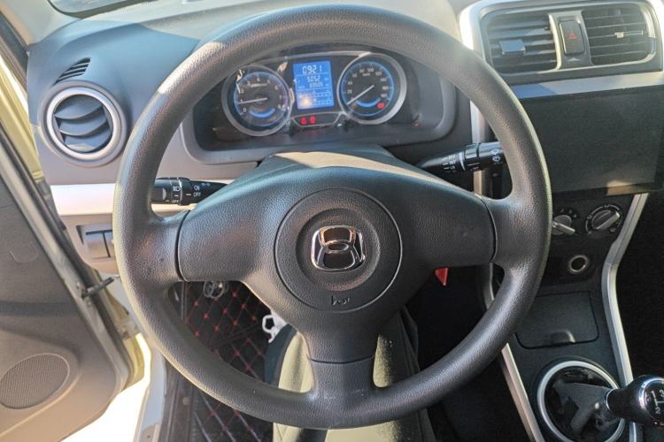 Used BAIC Changhe Wagon R X5 2019 Revised Version 1.4L Elite Edition Steering Wheel