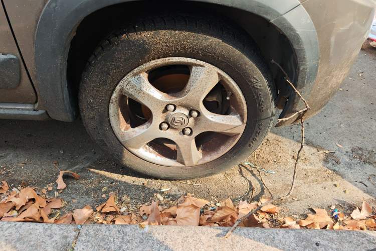 Used BAIC Changhe Wagon R X5 2020 1.4L Luxury Edition Right Front Wheel Hub