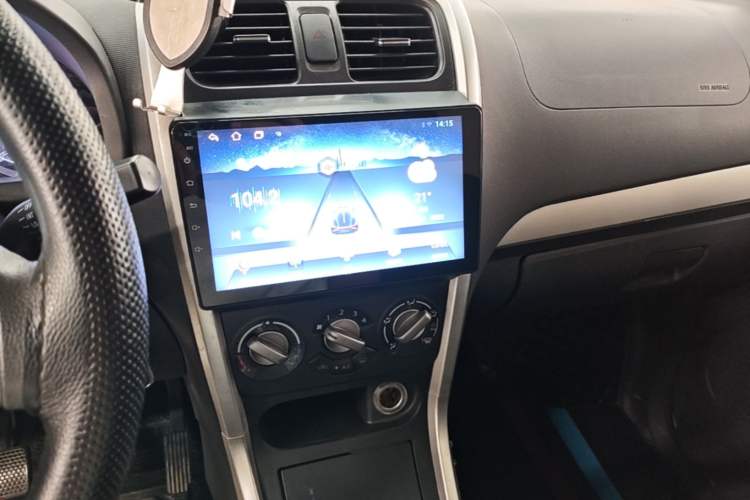 Used BAIC Changhe Wagon R X5 2020 1.4L Luxury Edition Audio And AC Panel