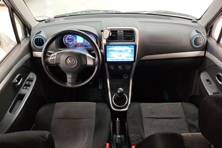 Used BAIC Changhe Wagon R X5 2020 1.4L Luxury Edition Center Console