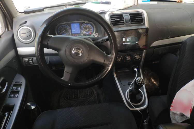 Used BAIC Changhe Wagon R X5 2020 1.4L Comfort Model Center Console