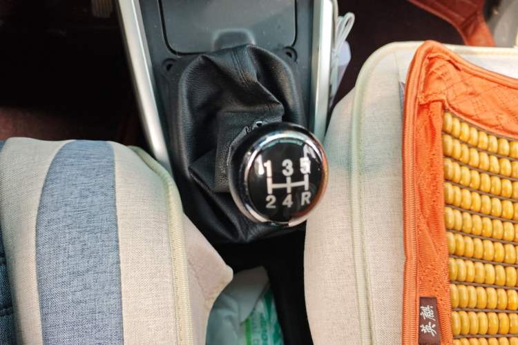 Used BAIC Changhe Wagon R X5 2020 1.4L Luxury Edition Gear Lever