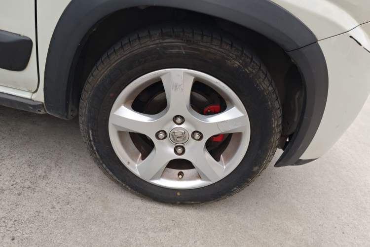 Used BAIC Changhe Wagon R X5 2020 1.4L Luxury Edition Right Front Wheel Hub