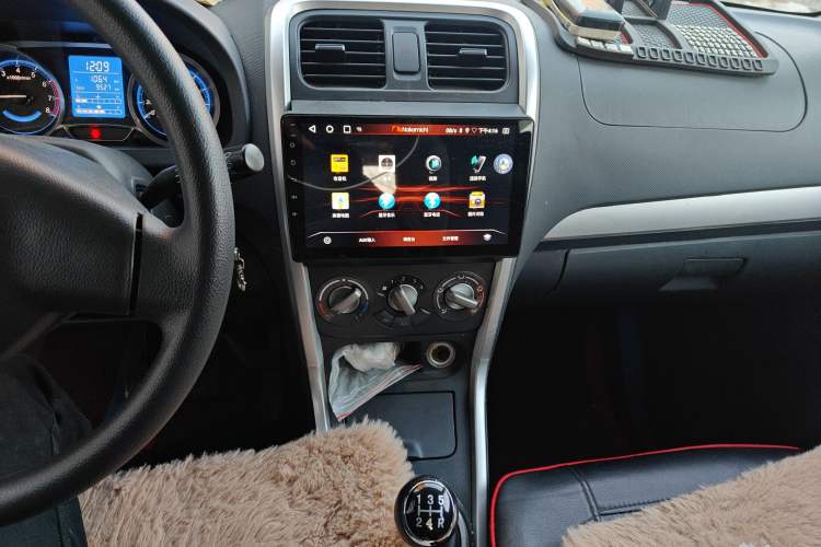 Used BAIC Changhe Wagon R X5 2023 1.4L Standard Edition Audio And AC Panel