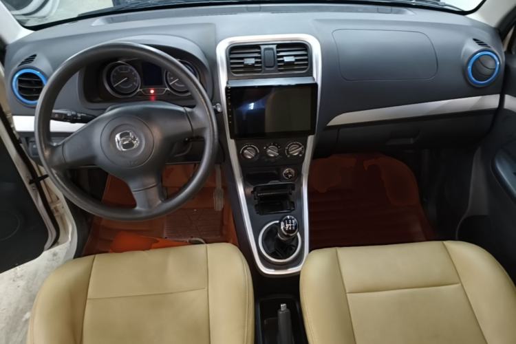 Used BAIC Changhe Wagon R X5 2023 1.4L Standard Edition Center Console