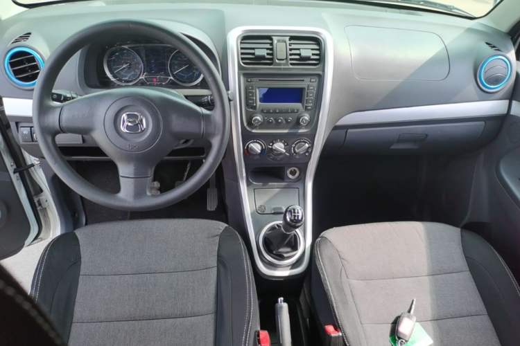 Used BAIC Changhe Wagon R X5 2023 1.4L Standard Edition Center Console