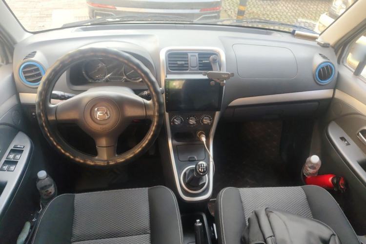 Used BAIC Changhe Wagon R X5 2023 1.4L Standard Edition Center Console