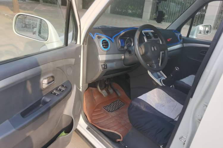 Used BAIC Changhe Wagon R X5 2023 1.4L Standard Edition Driver Seat