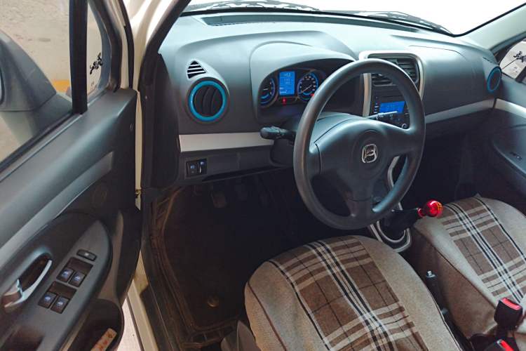 Used BAIC Changhe Wagon R X5 2023 1.4L Standard Edition Driver Seat