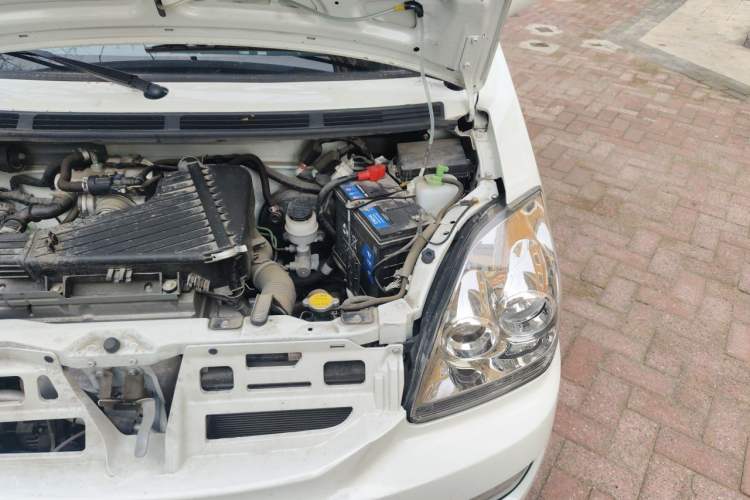Used BAIC Changhe Wagon R X5 2023 1.4L Standard Edition Engine Bay Left