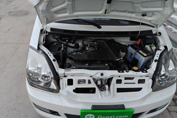 Used BAIC Changhe Wagon R X5 2023 1.4L Standard Edition Engine Bay Right