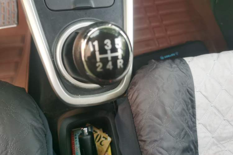 Used BAIC Changhe Wagon R X5 2023 1.4L Standard Edition Gear Lever