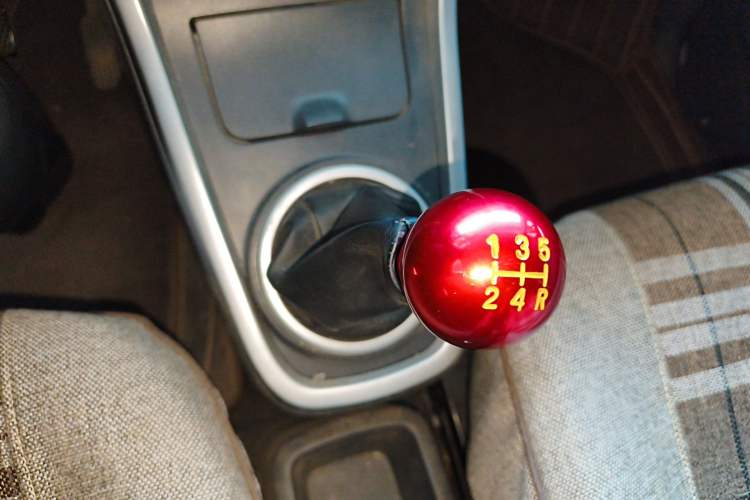 Used BAIC Changhe Wagon R X5 2023 1.4L Standard Edition Gear Lever