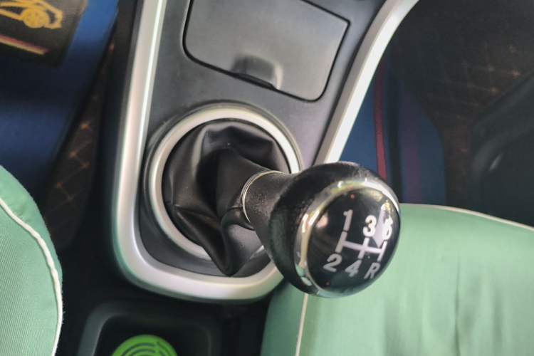 Used BAIC Changhe Wagon R X5 2023 1.4L Standard Edition Gear Lever