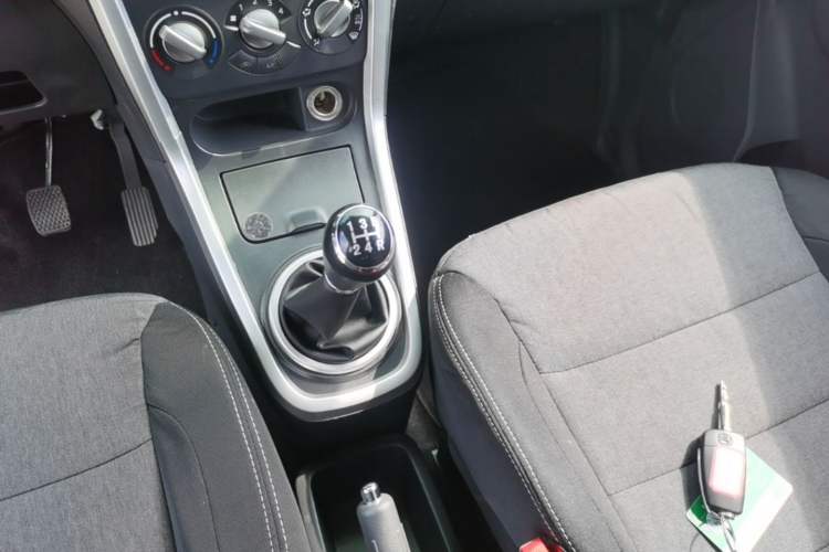 Used BAIC Changhe Wagon R X5 2023 1.4L Standard Edition Gear Lever