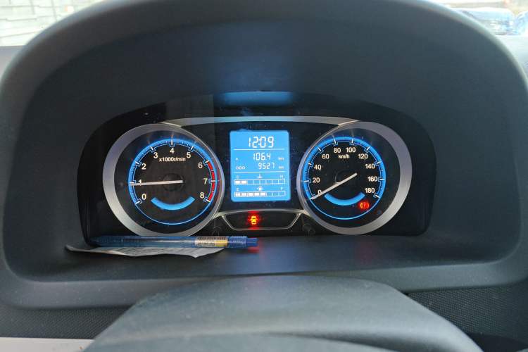 Used BAIC Changhe Wagon R X5 2023 1.4L Standard Edition Instrument Cluster