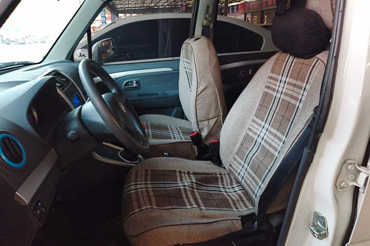 Used BAIC Changhe Wagon R X5 2023 1.4L Standard Edition Left Front Seat