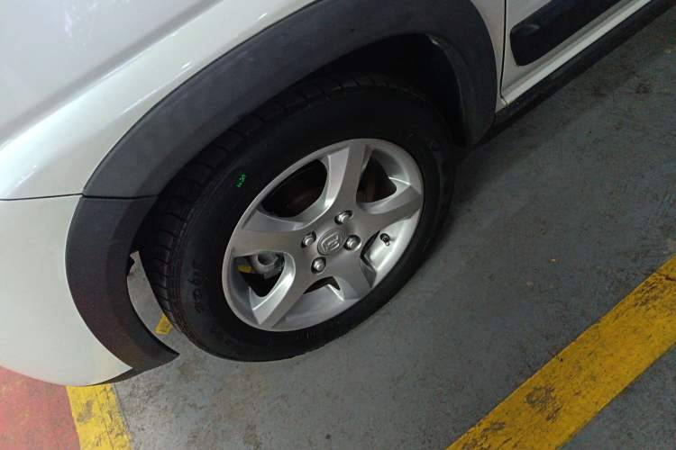 Used BAIC Changhe Wagon R X5 2023 1.4L Standard Edition Left Front Wheel Hub