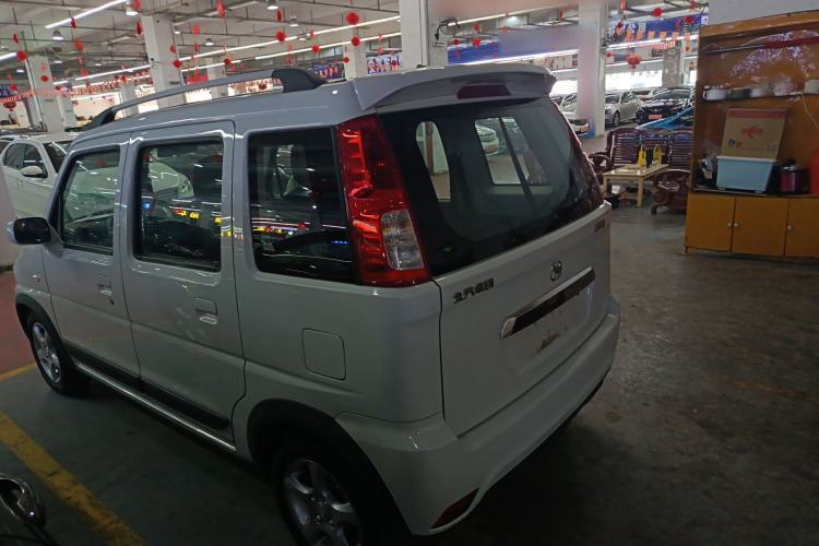 Used BAIC Changhe Wagon R X5 2023 1.4L Standard Edition Left Side