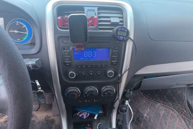 Used BAIC Changhe Wagon R X5E 2017 EV268 Comfort Edition Audio And AC Panel