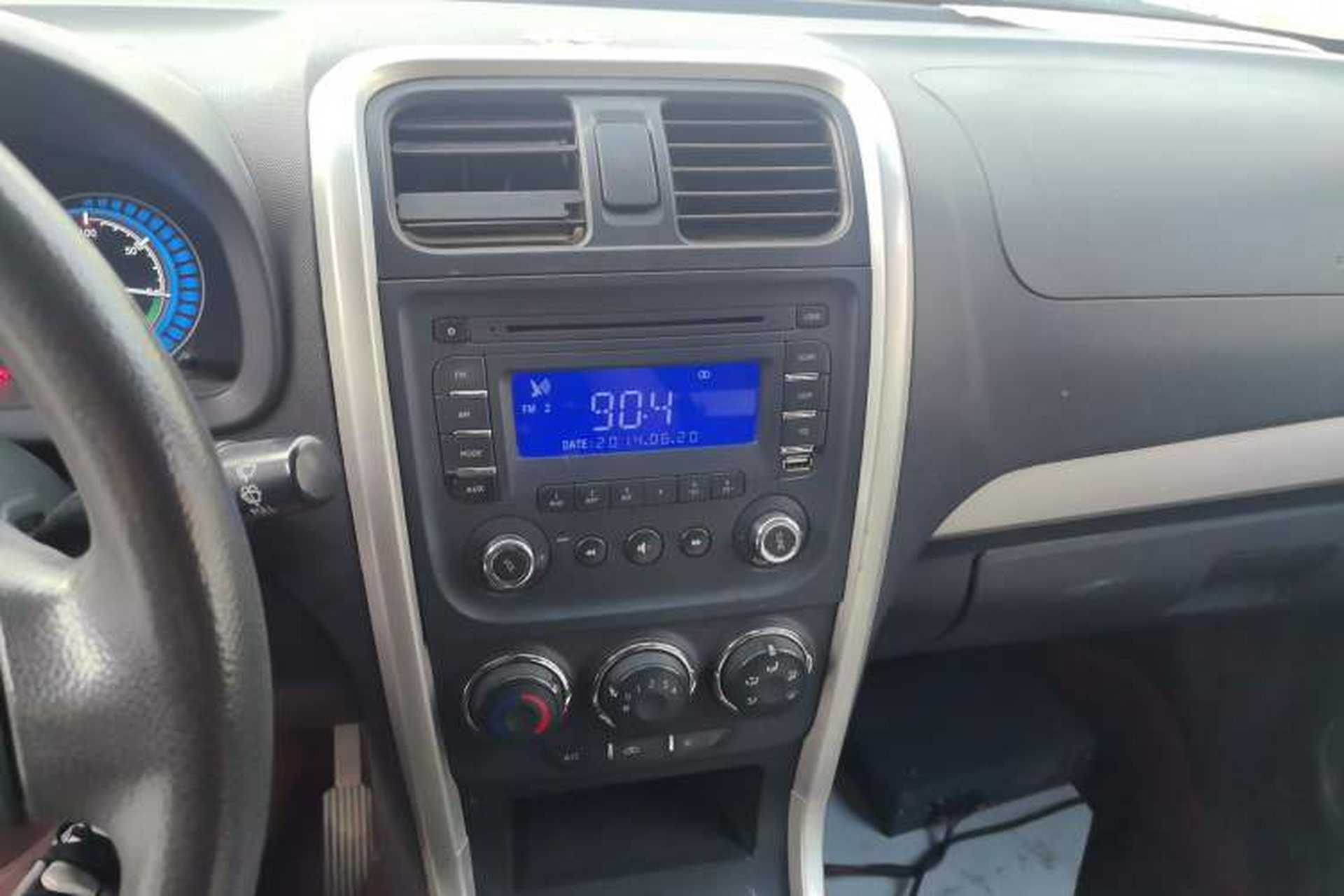 Used BAIC Changhe Wagon R X5E 2017 EV168 Ambition Edition Audio And AC Panel