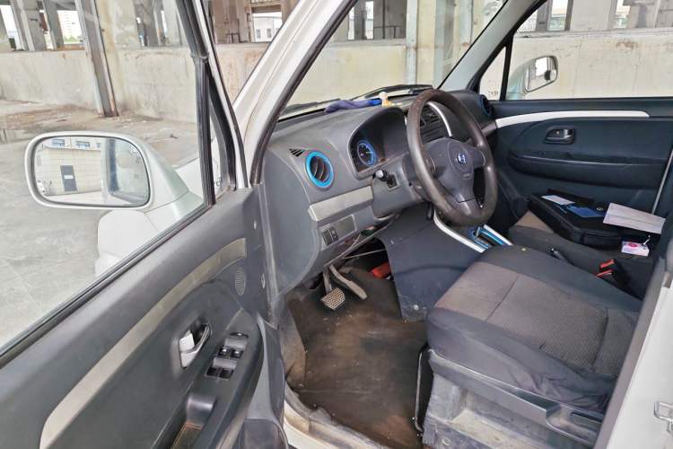 Used BAIC Changhe Wagon R X5E 2017 EV268 Comfort Edition Driver Seat