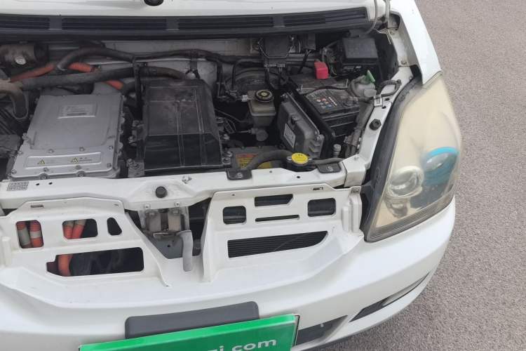Used BAIC Changhe Wagon R X5E 2017 EV268 Comfort Edition Engine Bay Left