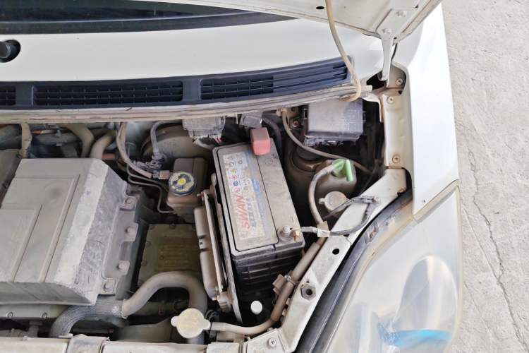 Used BAIC Changhe Wagon R X5E 2017 EV268 Comfort Edition Engine Bay Left